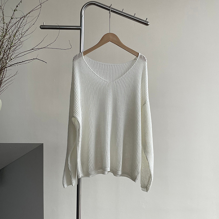 法式慵懶隨性純色鏤空V領針織罩衫