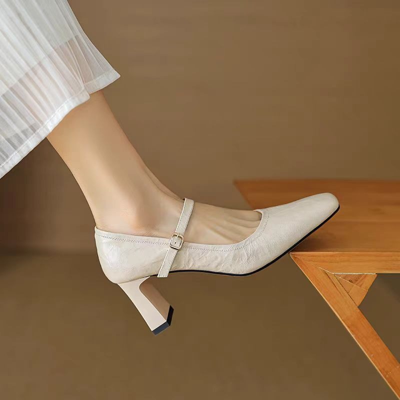 法式復古粗跟一字帶瑪麗珍單鞋