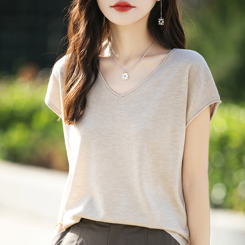 簡約百搭捲邊寬鬆v領針織短袖t卹