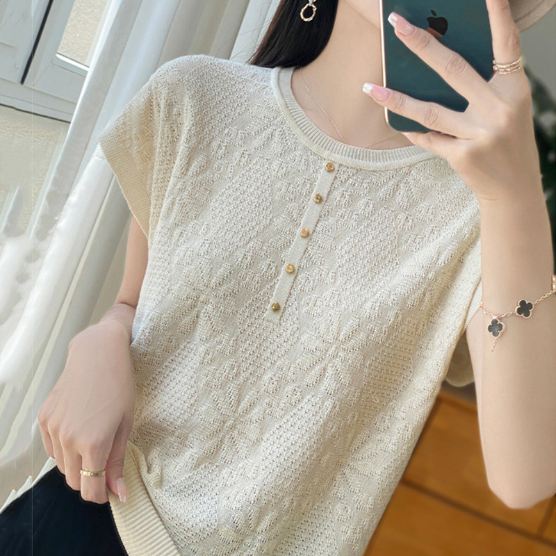 夏季薄款鏤空鉤花圓領冰絲扣針織短袖