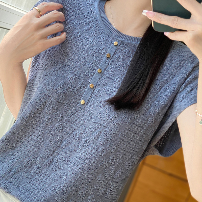 夏季薄款鏤空鉤花圓領冰絲扣針織短袖