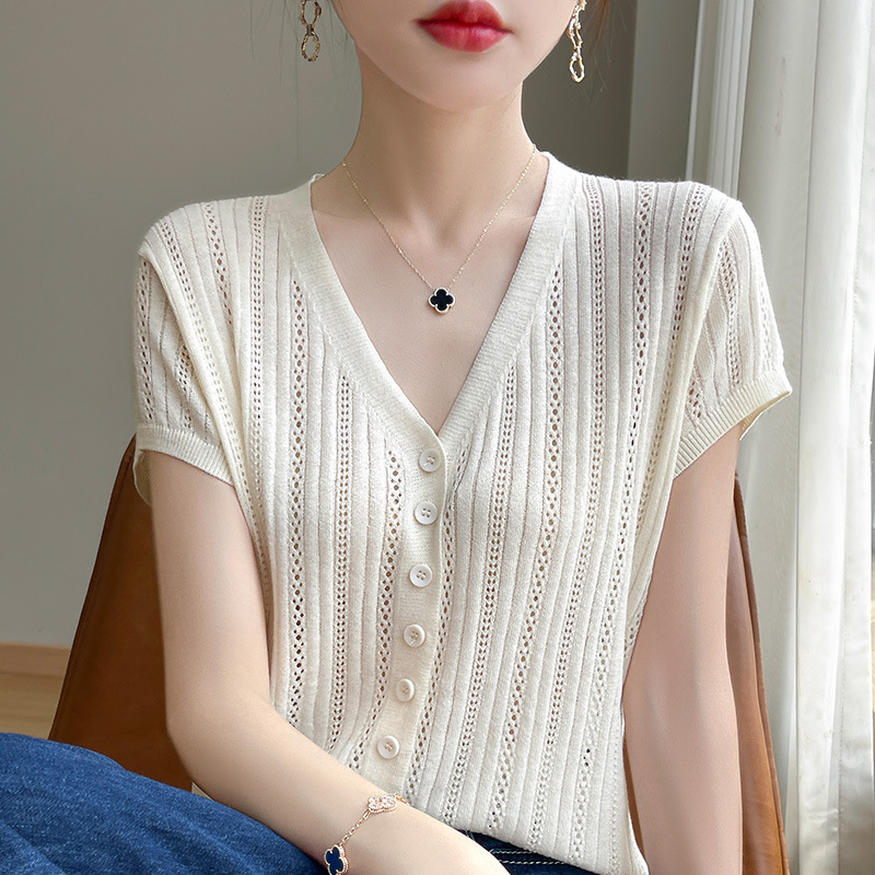 設計感時尚休閒v領鏤空針織短袖t卹