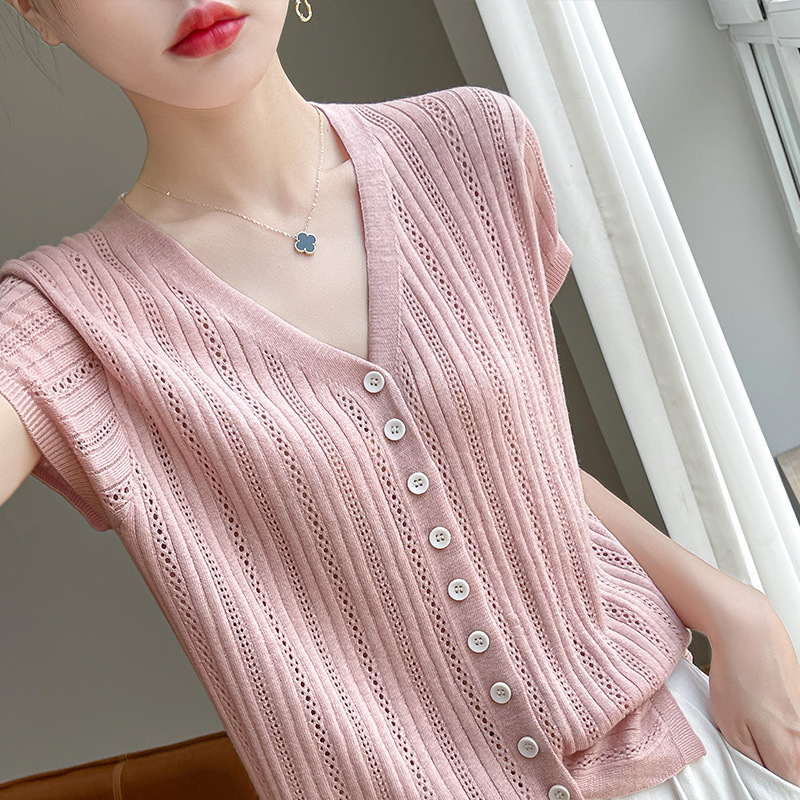 設計感時尚休閒v領鏤空針織短袖t卹