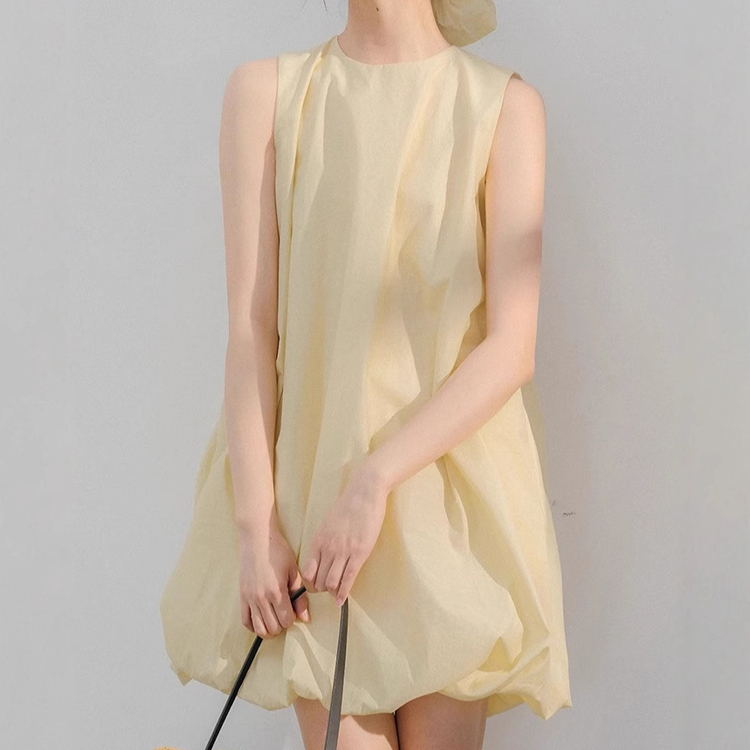 甜美度假風蓬蓬短裙小個子無袖背心花苞連身裙