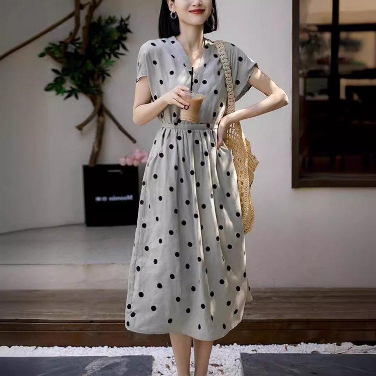 日系藝術復古刺繡波點輕盈感亞麻連身裙