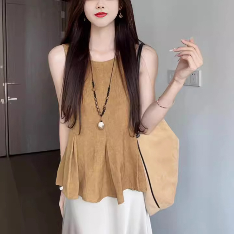 鹽繫穿搭氣質百搭卡其色圓領背心+時尚半身裙兩件套