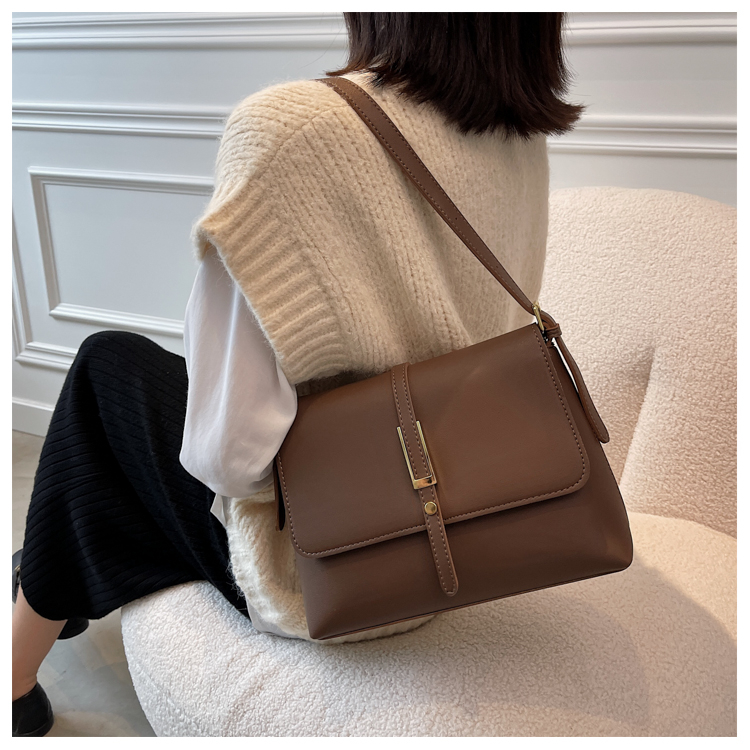 通勤百搭簡約時尚流行大容量單肩斜背包