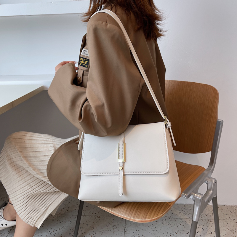 通勤百搭簡約時尚流行大容量單肩斜背包