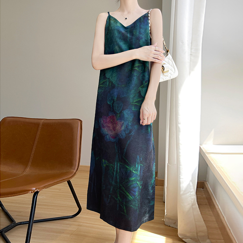 國風氣質印花緞面長版吊帶洋裝