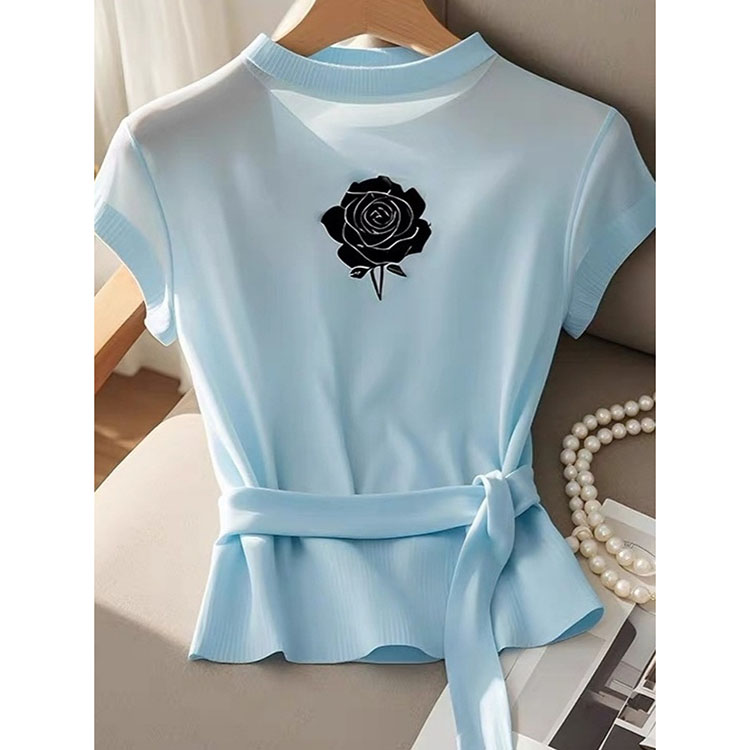 小眾設計感修身玫瑰花刺綉冰絲針織上衣