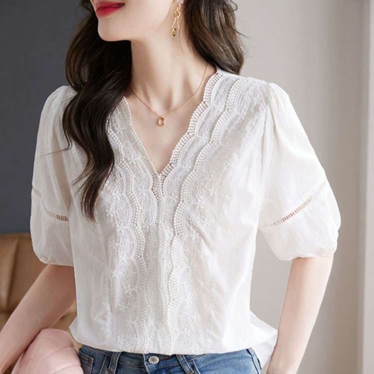 法式V領蕾絲刺繡白色短袖襯衫