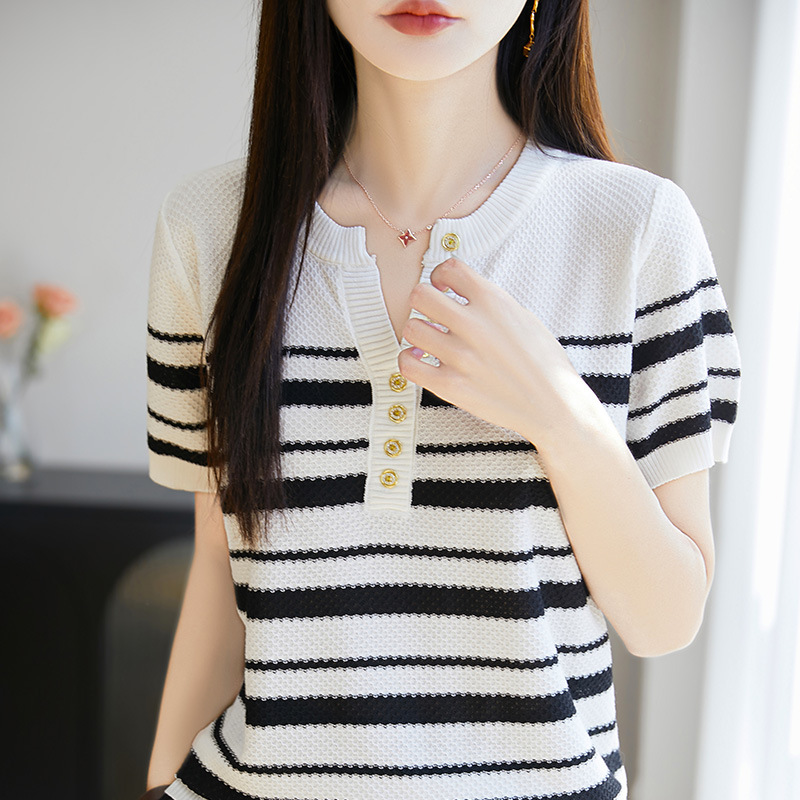 設計感金色釦子冰絲圓領撞色針織T卹條紋短袖