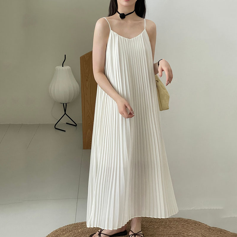 法式優雅寬鬆慵懶百褶吊帶連身裙