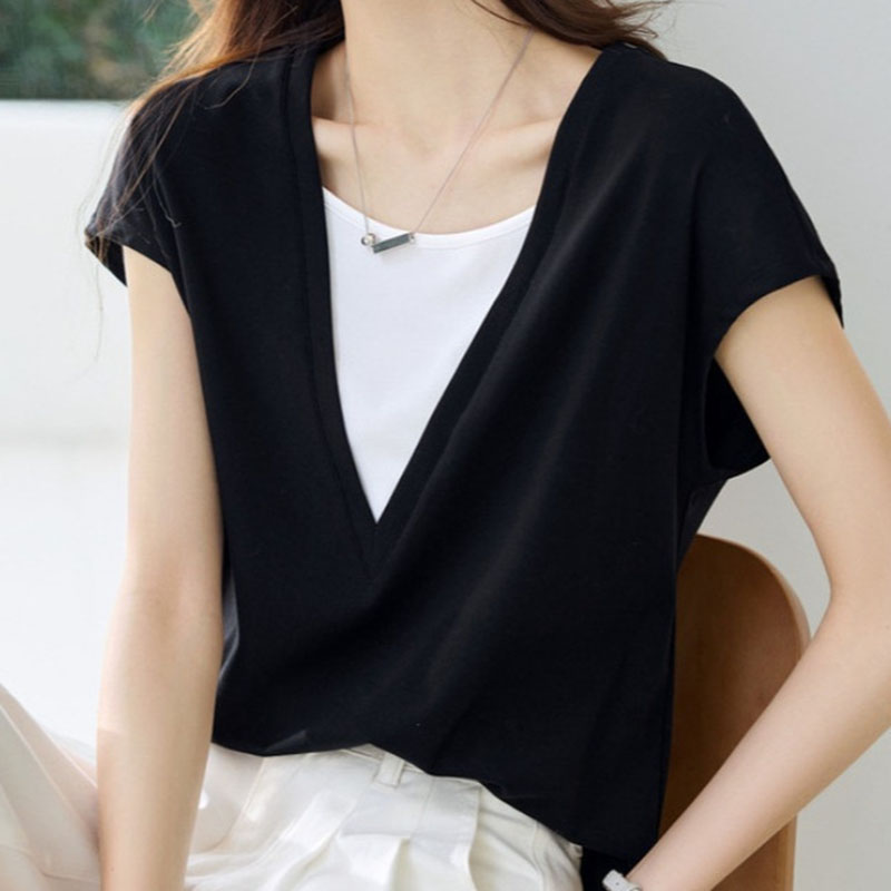 休閒簡約時尚感撞色假兩件短袖T卹