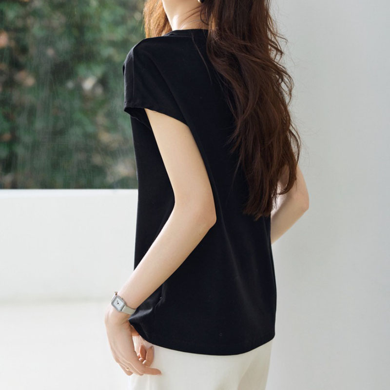 休閒簡約時尚感撞色假兩件短袖T卹