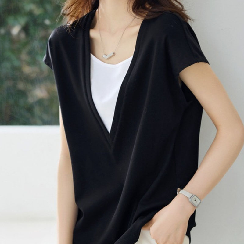 休閒簡約時尚感撞色假兩件短袖T卹