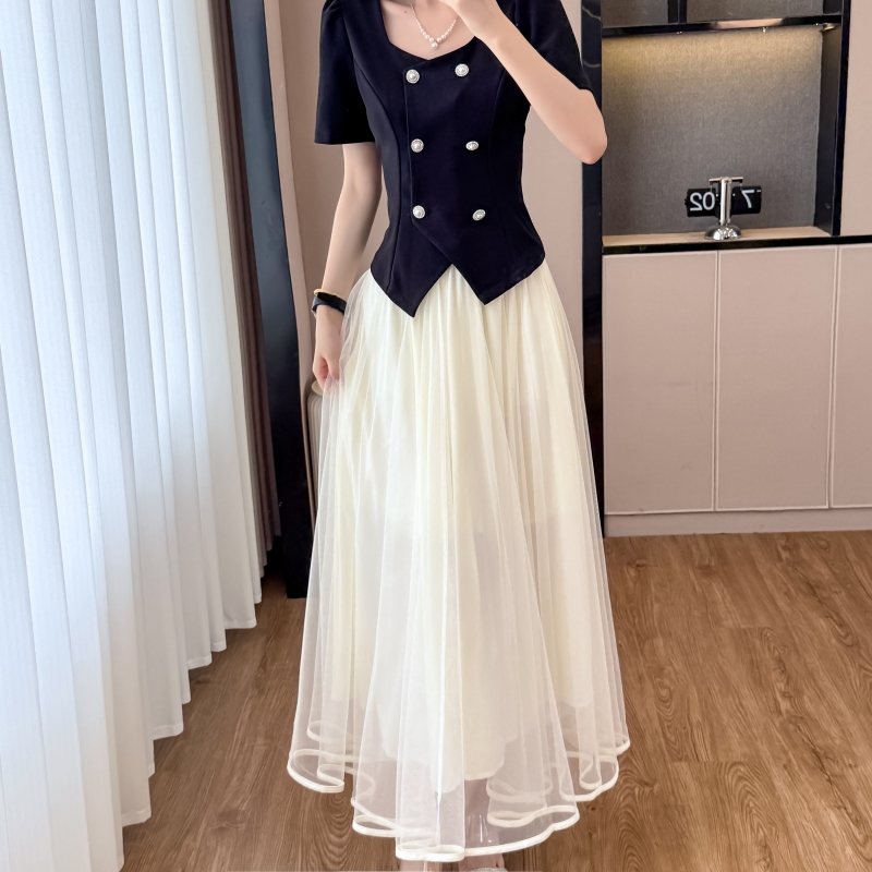 小香風套裝修身氣質上衣+網紗半身裙