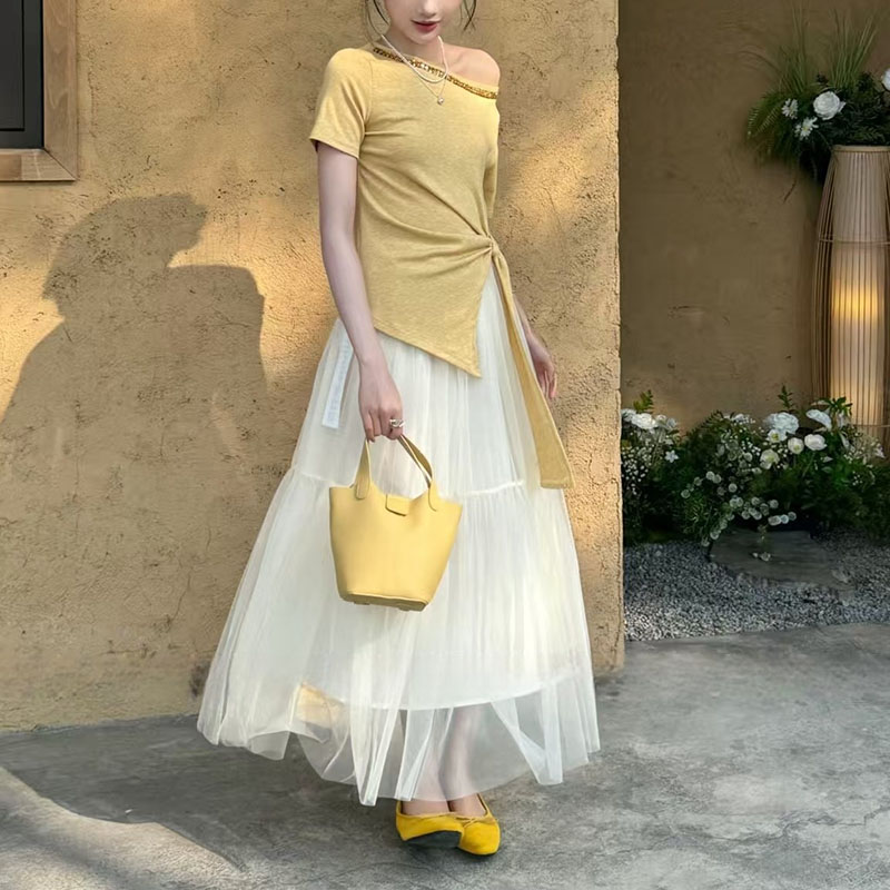 設計感時尚一字肩亮片T卹+淑女網紗公主半身裙套裝