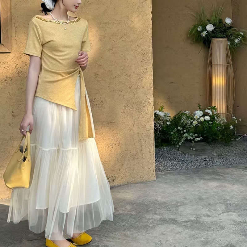 設計感時尚一字肩亮片T卹+淑女網紗公主半身裙套裝