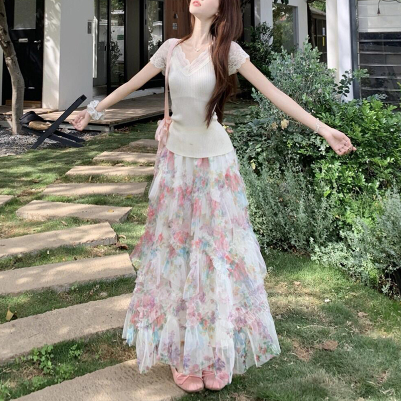 甜美溫柔風荷葉邊蛋糕裙+蕾絲針織衫套裝