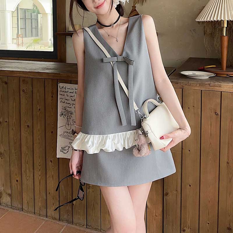 精緻名媛風蝴蝶結V領西裝上衣+短裙套裝