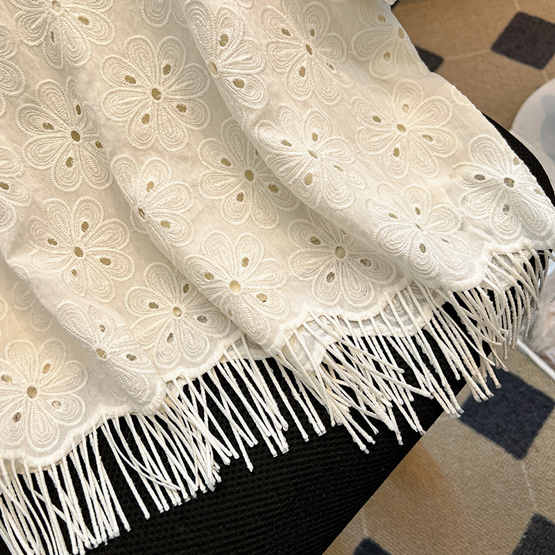 韓系減齡小個子鏤空流蘇小衫