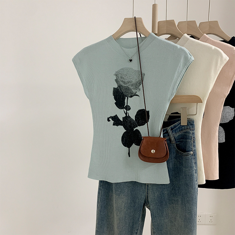 夏季薄款修身無袖坎肩上衣（4色）