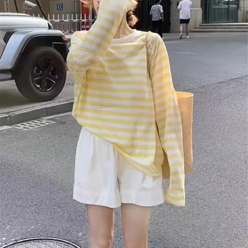 休閒寬鬆薄款防曬撞色條紋T卹罩衫（4色）