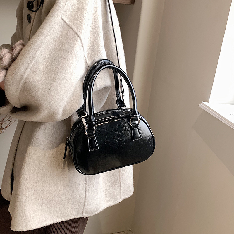 韓版時尚簡約復古單肩斜挎手提包