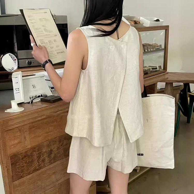 慵懶休閑套裝設計感小心機無袖背心+寬腿短褲兩件套