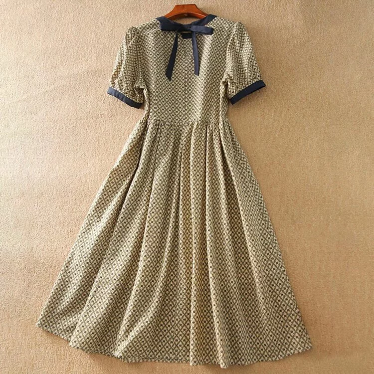韓版菱形褶皺連衣裙