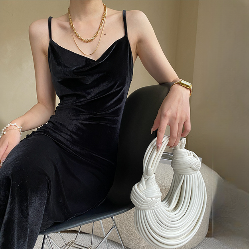 輕法式絲絨開叉設計感吊帶連衣裙