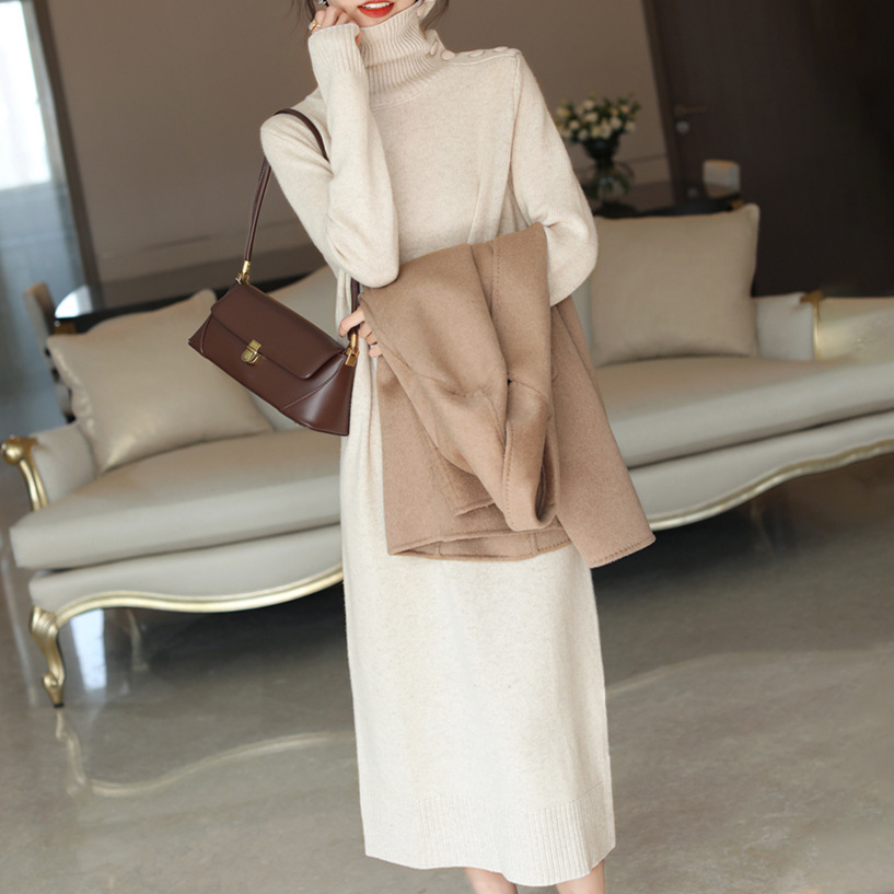 簡約紐扣高領開叉過膝針織連身裙