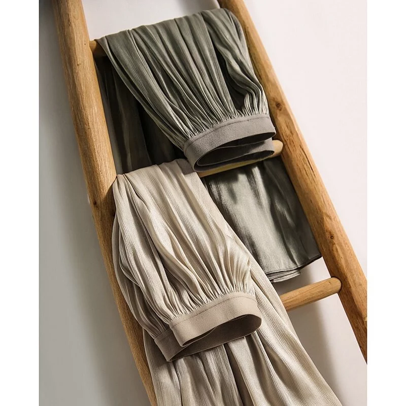 時尚飄逸美人絲線牛奶珠光裙