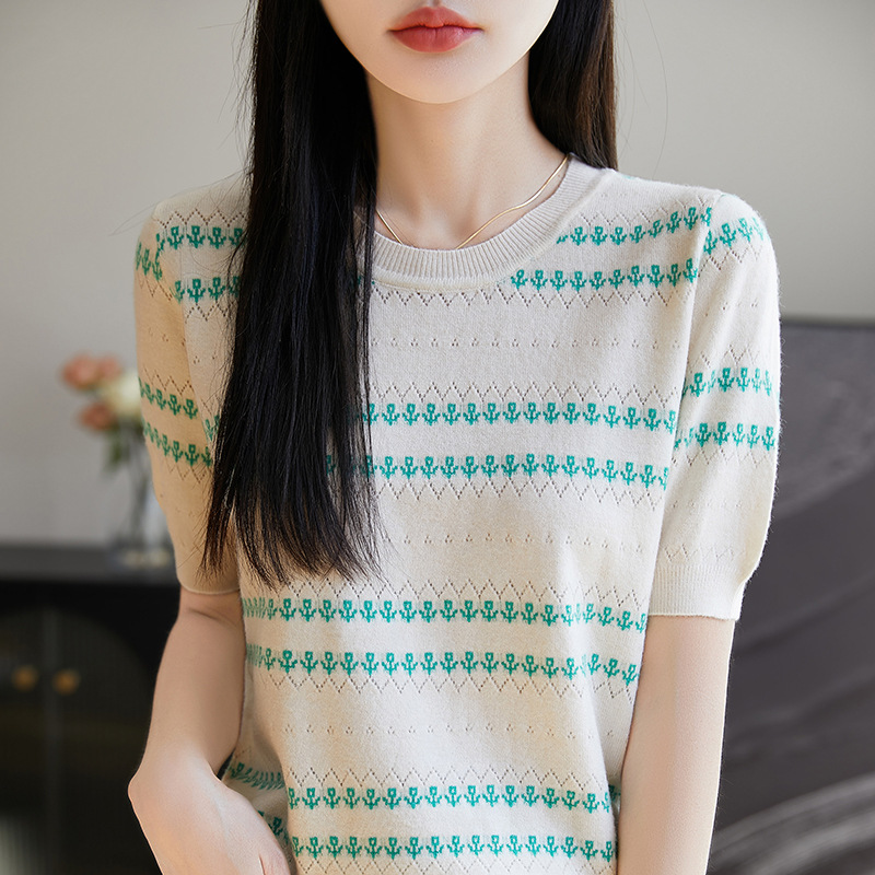 韓版鏤空圓領條提花紋針織短袖