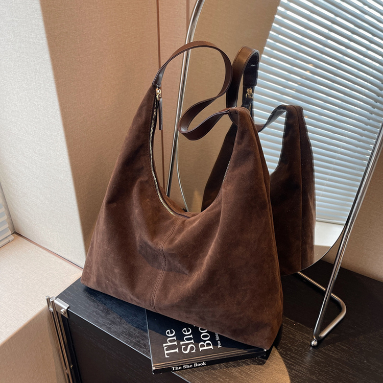 秋冬新款潮流大容量托特包