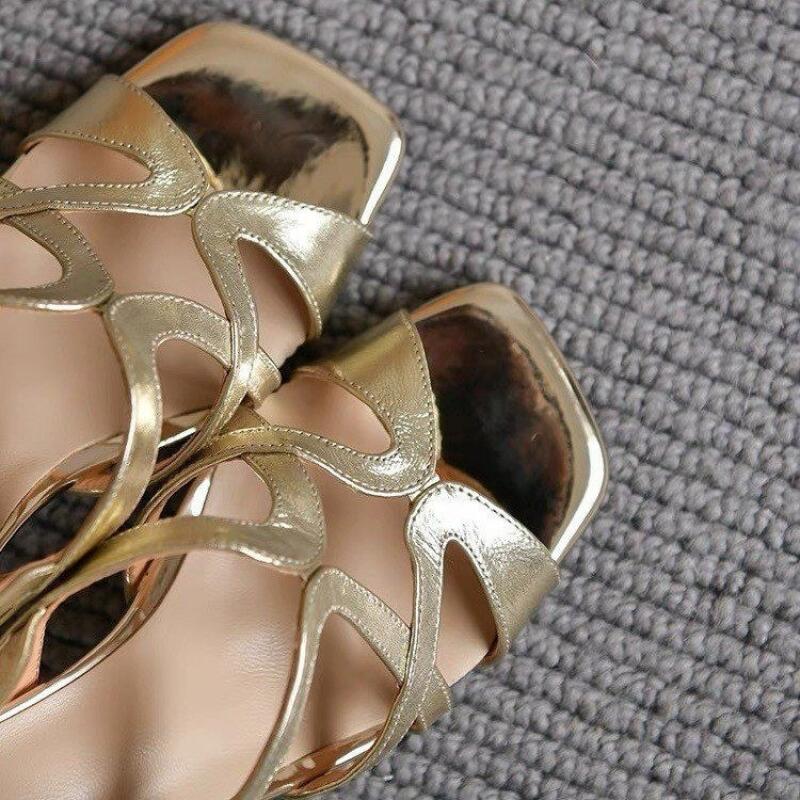 百搭羅馬鞋鏤空細跟方頭露趾涼鞋