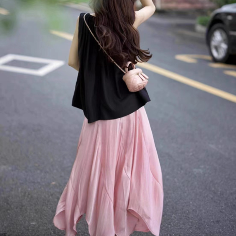 設計感黑色無袖背心+半身裙套裝