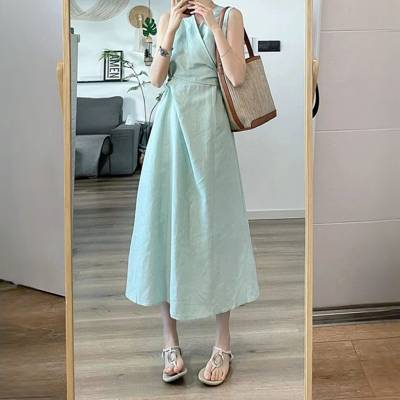 薄荷曼波綠色V領無袖收腰顯瘦連衣裙