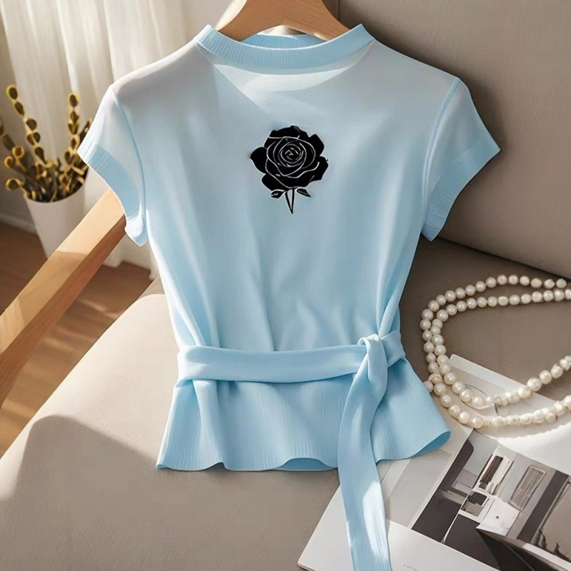 小眾設計感修身玫瑰花刺綉冰絲針織上衣