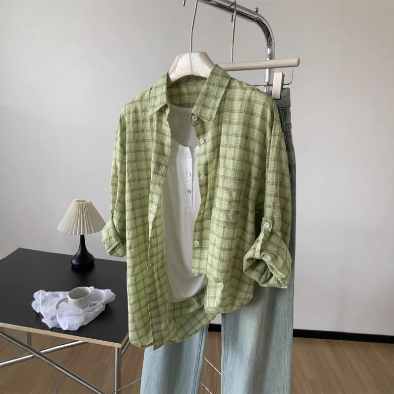 輕薄透氣復古顯白防曬襯衫