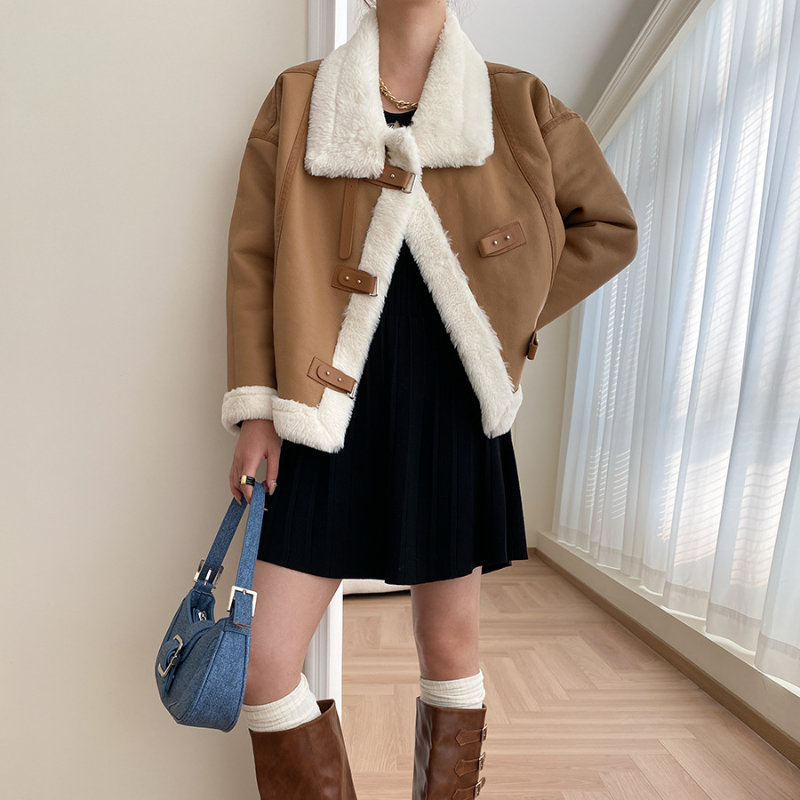 設計感鏤空法式修身顯瘦針織連衣裙