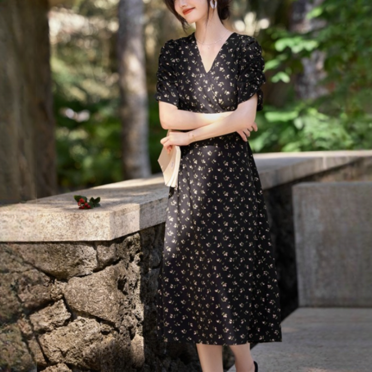 法式優雅茶歇裙簡約收腰碎花裙