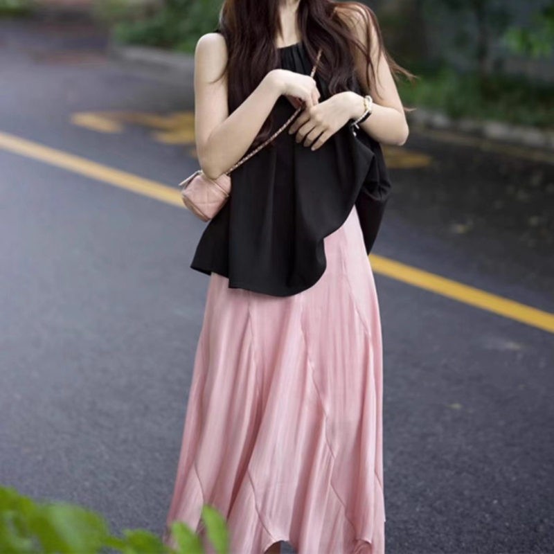 設計感黑色無袖背心+半身裙套裝