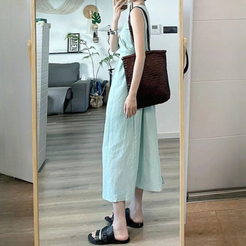 薄荷曼波綠色V領無袖收腰顯瘦連衣裙