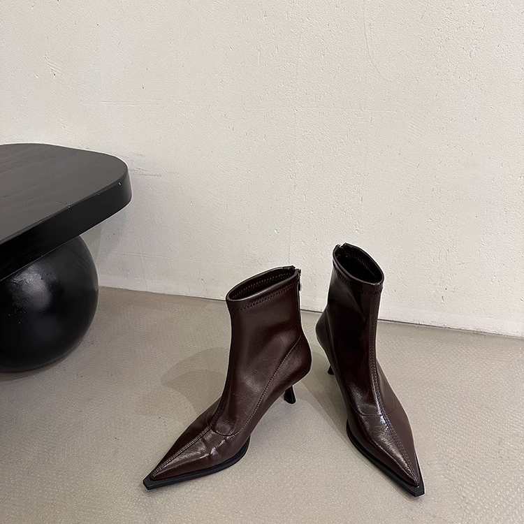 秋冬新款百搭簡約高跟短靴
