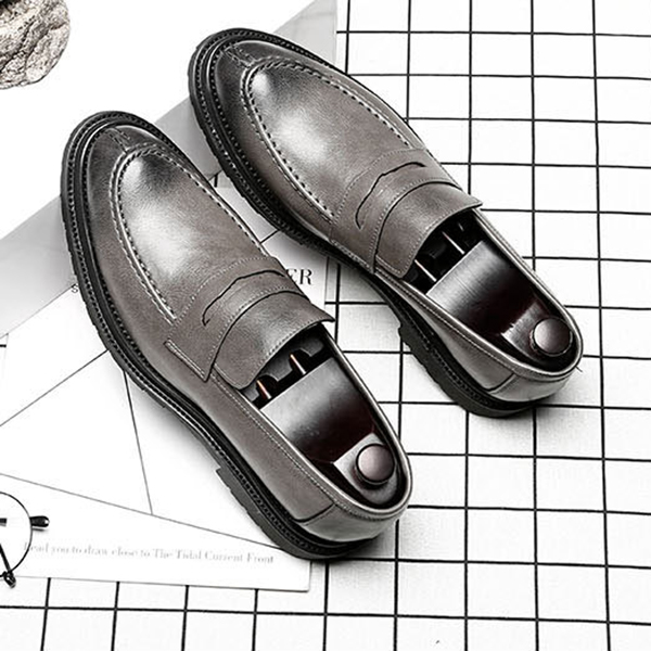 潮流英倫風商務透氣休閒樂福鞋