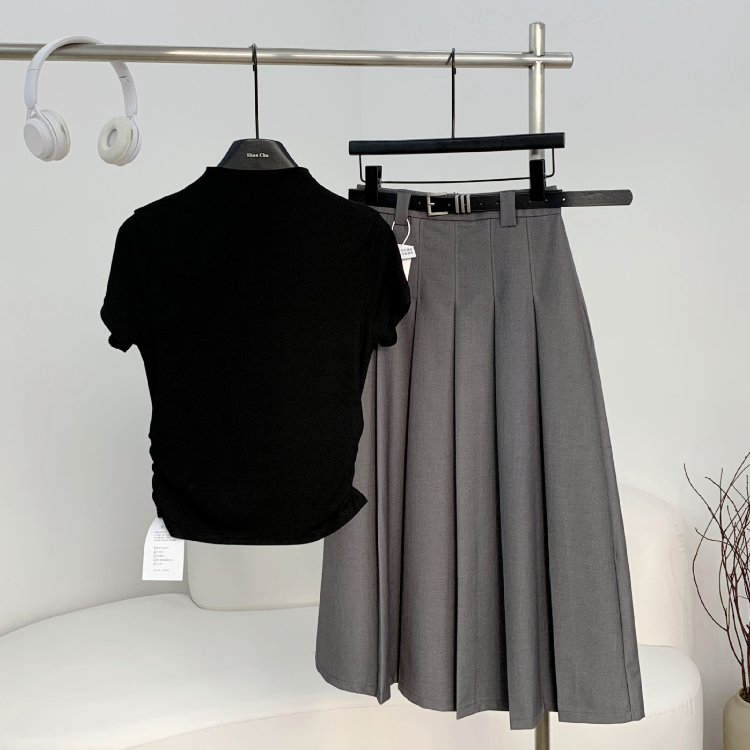 設計感顯瘦時尚短袖T恤半身裙兩件套