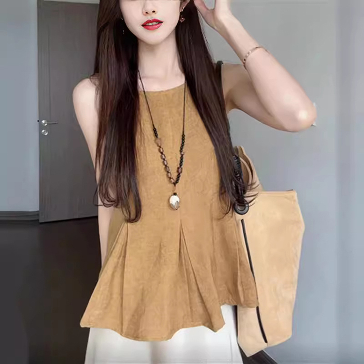 鹽繫穿搭氣質百搭卡其色圓領背心+時尚半身裙兩件套