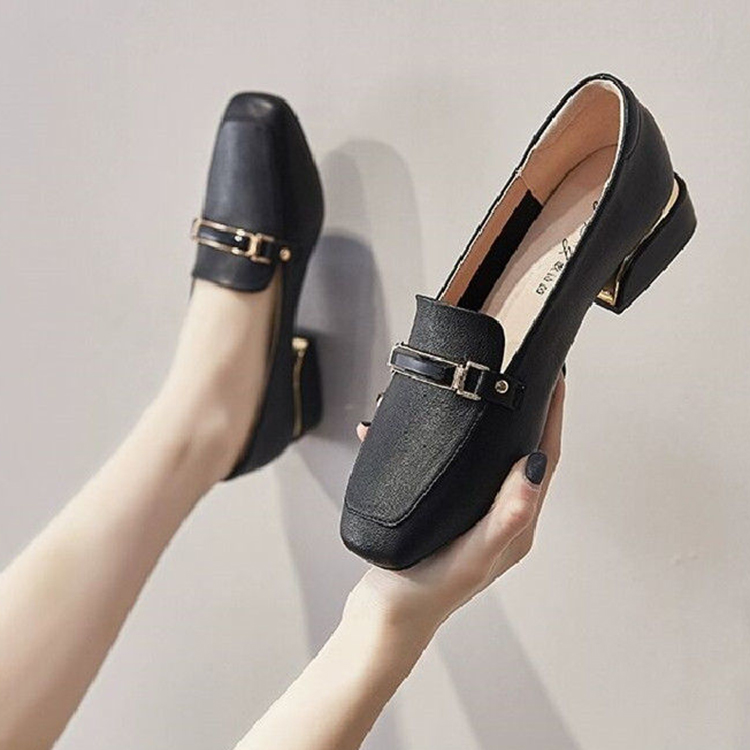 春秋新款低跟百搭小皮鞋